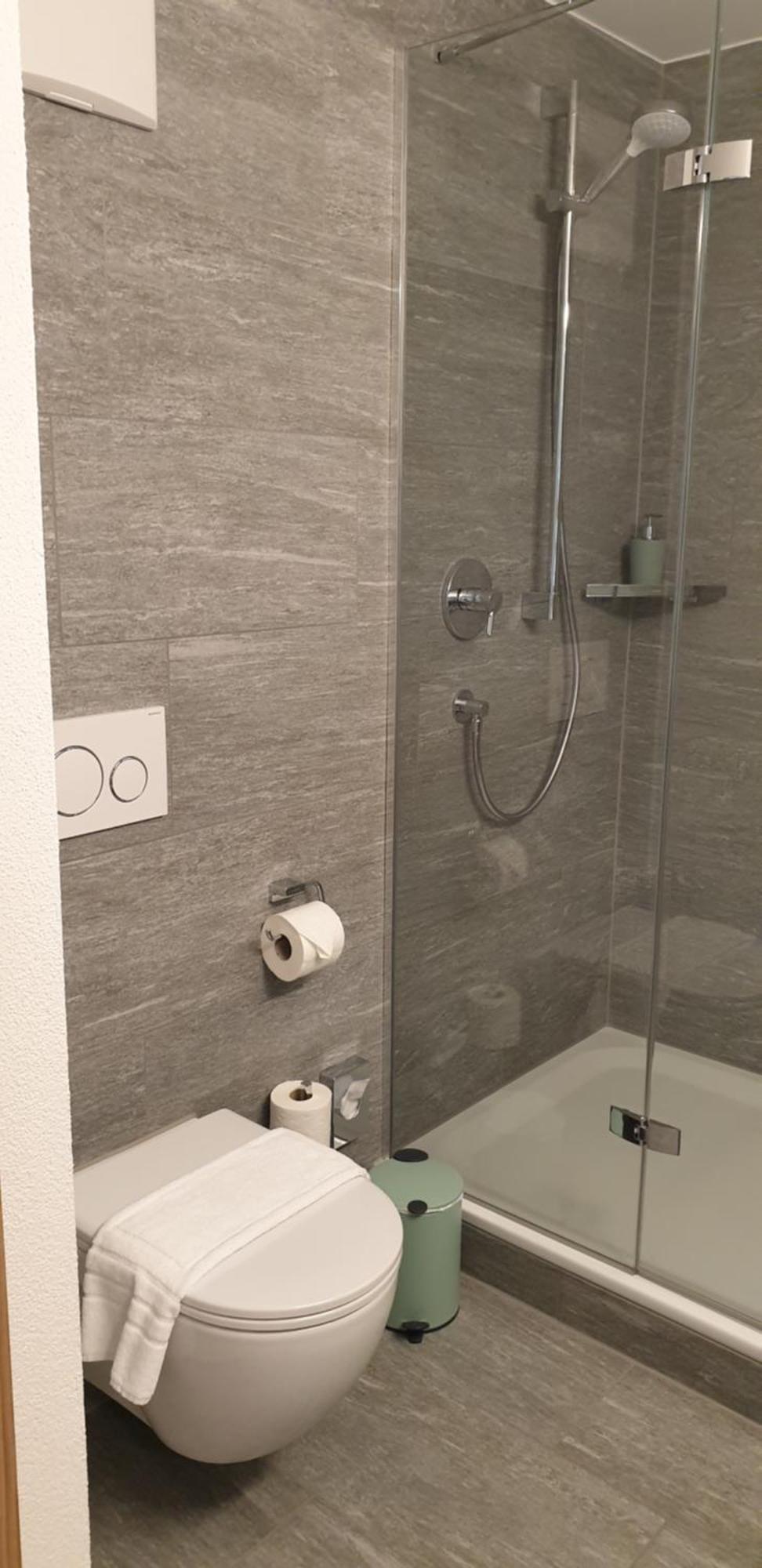 Appart Hotel Pitschonia Self Check-In Андер Номер фото